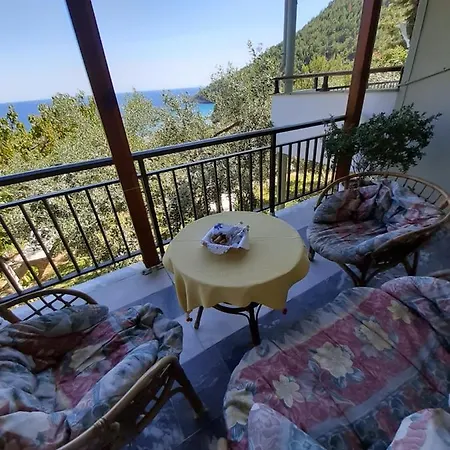 Niki Apartment