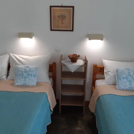 Apartament Niki Kinira