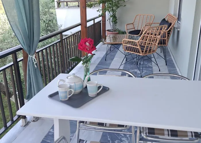 Niki Apartment *
