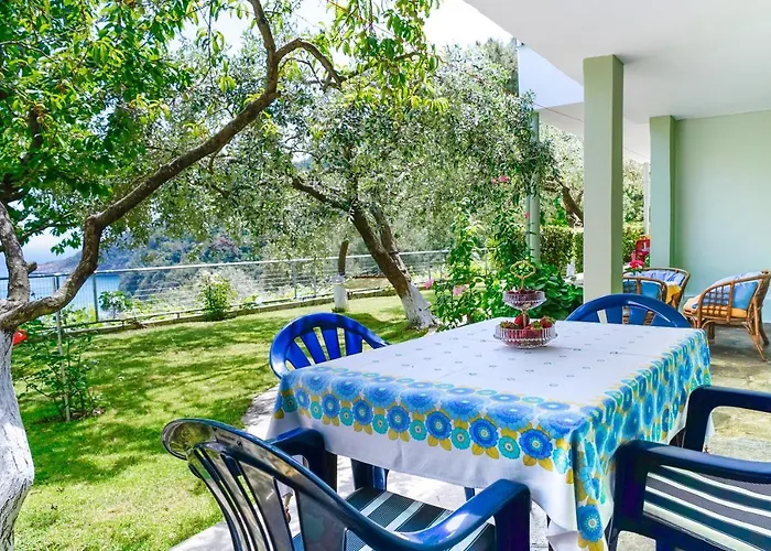 Apartment Niki Kinira